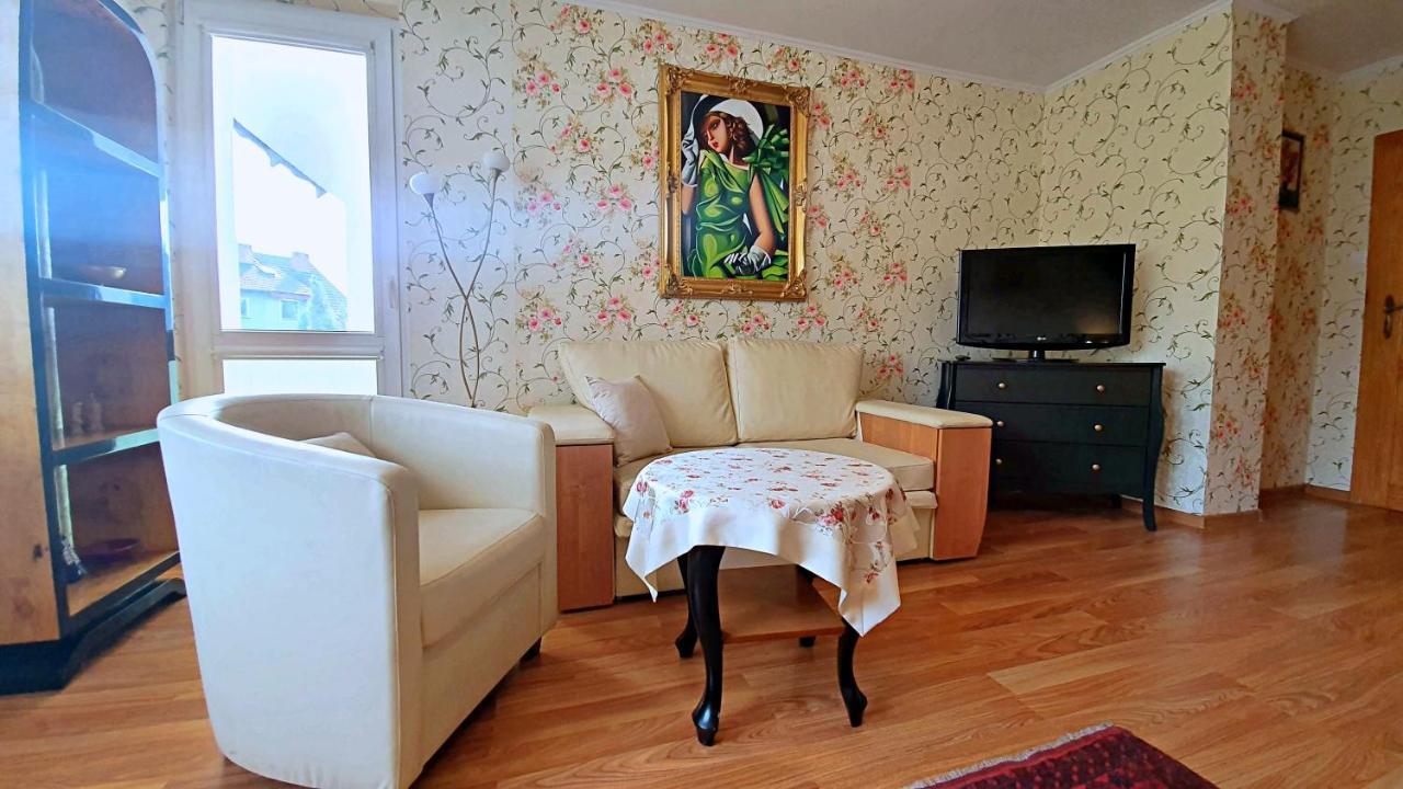 Pensjonat Nostalgia Kołobrzeg Buitenkant foto